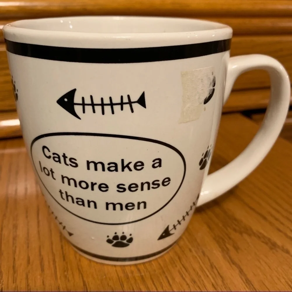 Cat ceramic oversized mug large cream black